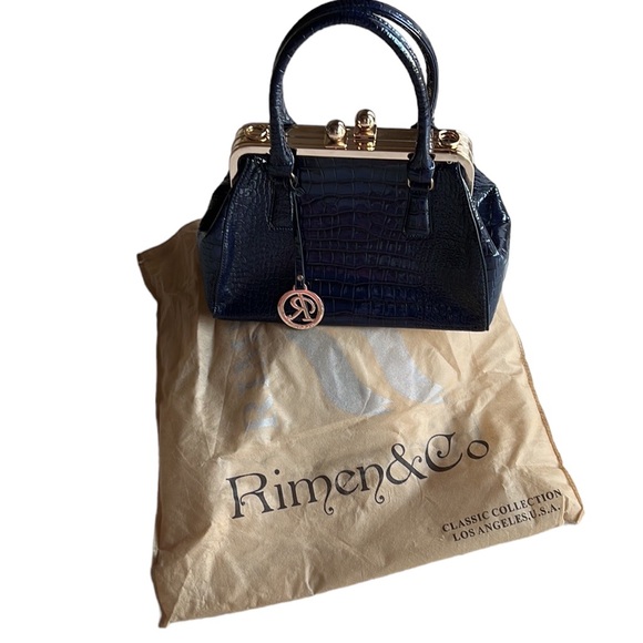 Rime & Co Handbags - 〰️ RIME & CO 〰️ Classy Double-sided Croc Print Patent Leather Handbag 👜